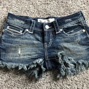 Never been worn BKE shorts